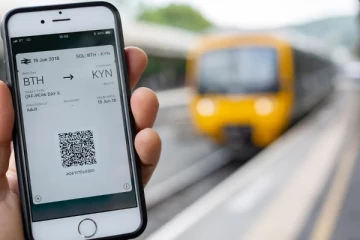 கடதாசி தட்டுப்பாட்டால் இலங்கையில் டிஜிட்டல் மயமாகும் பயணச்சீட்டு!