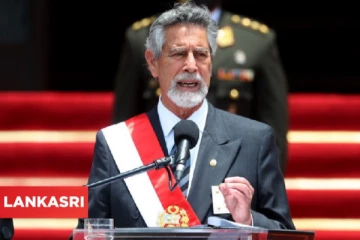 பிரபல நாட்டில் கொரோனா தடுப்பூசி போடுவதில் அரசியல்வாதிகள் அரசு ஊழியர்கள் செய்த ஊழல்! ஜனாதிபதி வெளியிட்ட பரபரப்பு தகவல்