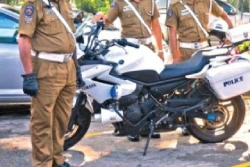 விடுமுறையில் சென்ற காவல்துறை உத்தியோகத்தருக்கு நேர்ந்த கதி