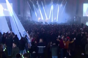 பிரிட்டனில் நடந்த  கோவிட் பைலட் திருவிழா