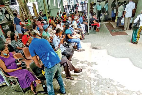 அரச மருத்துவ அதிகாரிகள் சங்கம் விடுத்துள்ள எச்சரிக்கை | Gmoa Strike Hospital