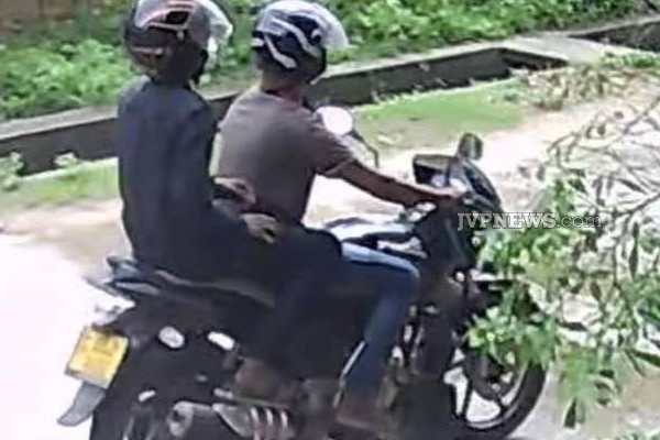 செங்கலடியில் பெண்ணின் கழுத்தில் இருந்த தங்க நகை பறித்துச் சென்ற கொள்ளையர்கள்! | Chenkaladi Thieves Snatched Gold Jewelry Woman