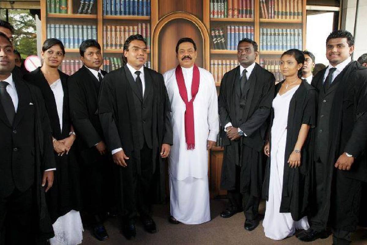 பிரித்தானியாவில் நாமல் தங்கியிருந்த வீட்டுக்கு நடத்தப்பட்ட தாக்குதல்! மறைக்கப்பட்ட பல அதிர்ச்சித் தகவல்கள்.. | Namal Rajapaksa Cardiff City Of Wales பிரித்தானியாவில் நாமல் தங்கியிருந்த வீட்டுக்கு நடத்தப்பட்ட தாக்குதல்! மறைக்கப்பட்ட பல அதிர்ச்சித் தகவல்கள்.. | Namal Rajapaksa Cardiff City Of Wales