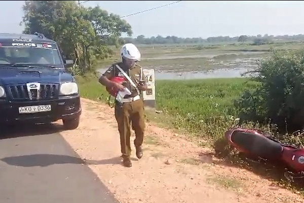 திருகோணமலையில் விபத்துக்குள்ளாகி உயிரிழந்த இளைஞன் | A Man Death By Accident At Trincomlee