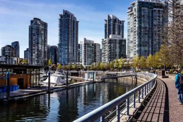 புதிதாக சில குறிப்பிட்ட திட்டங்களின் கீழ் புலம்பெயர்தல் விண்ணப்பங்களை வரவேற்காதது ஏன்? கனேடிய புலம்பெயர்தல் அமைப்பு விளக்கம்