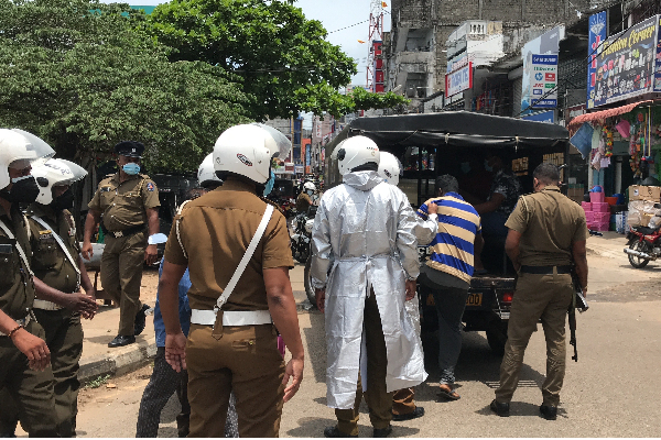 வெளிநாட்டுச் சுற்றுலாப்பயணி பாலியல் துஷ்பிரயோகம்: உணவக உரிமையாளர் உட்பட மூவர் கைது! - ஐபிசி தமிழ்