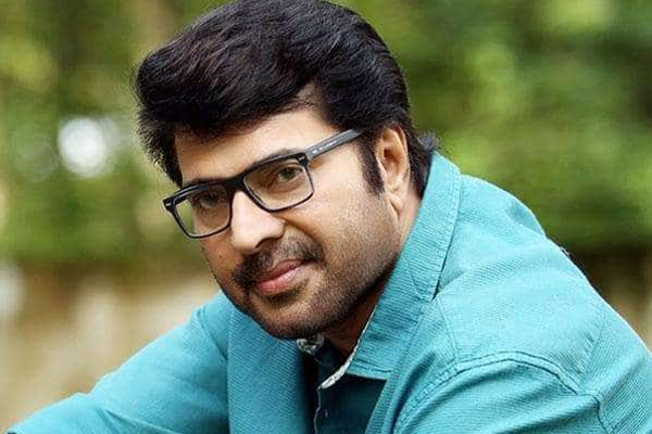 இலங்கையில் கால்பதிக்கும் நடிகர் மம்முட்டி! | Actor Mammootty Playing Football In Sri Lanka