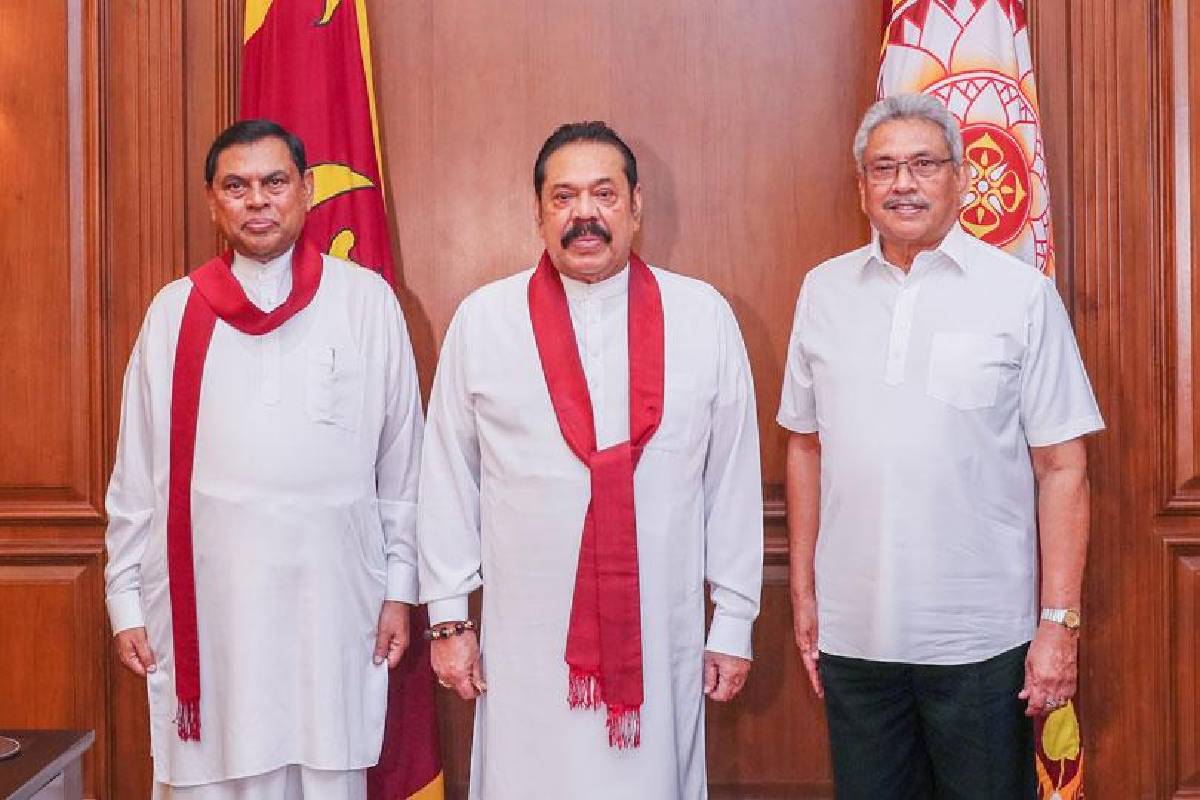 ராஜபக்சக்கள் மீதான குற்றச்சாட்டுகளை அரசியல் பழிவாங்கலாகக் கூறவே கூடாது! முன்னாள் அமைச்சர் தெரிவிப்பு | Allegations Against The Rajapaksas ராஜபக்சக்கள் மீதான குற்றச்சாட்டுகளை அரசியல் பழிவாங்கலாகக் கூறவே கூடாது! முன்னாள் அமைச்சர் தெரிவிப்பு | Allegations Against The Rajapaksas