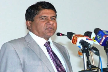 இலங்கையின் சொத்துக்களை விற்க அமெரிக்கரான பசிலுக்கு உரிமையில்லை: விஜயதாச ராஜபக்ச
