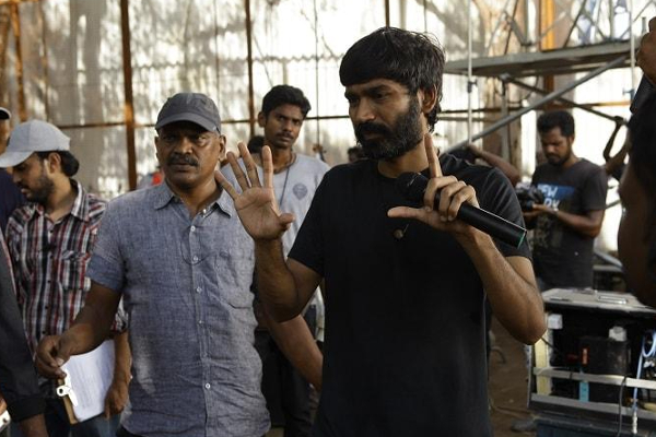 மீண்டும் இயக்குனர் ஆகும் நடிகர் தனுஷ்.. ஹீரோ யார் தெரியுமா | Again Dhanush To Direct A New Movie
