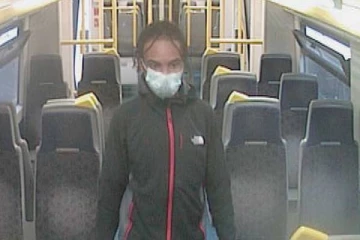 லண்டனில் பெண்ணை தள்ளிவிட்டு அவர் தொண்டையை பிடித்த மர்மநபர்! பின்னர் செய்த செயல்.. புகைப்படங்களுடன் முழு தகவல்