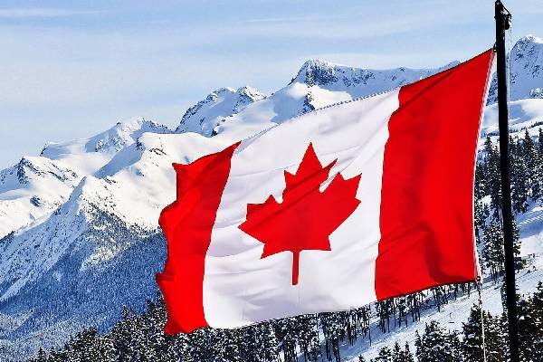 இந்தியாவில் பிறந்த இருவருக்கு கனடா அரசு வழங்கியுள்ள கௌரவம் | Indian Born Scientist Appointed