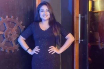 ரோஜா சீரியல் புகழ் நடிகை பிரியங்கா நல்காரியின் ஸ்டைலிஷ் புகைப்படங்கள்