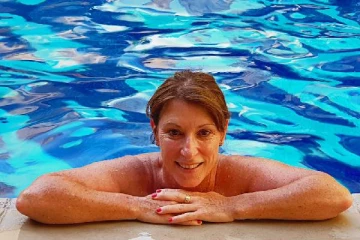 பெண்கள் மேலாடையின்றி நீச்சல் குளம் செல்ல அனுமதி: தீர்ப்பிற்கு பெர்லினில் குவியும் வரவேற்பு