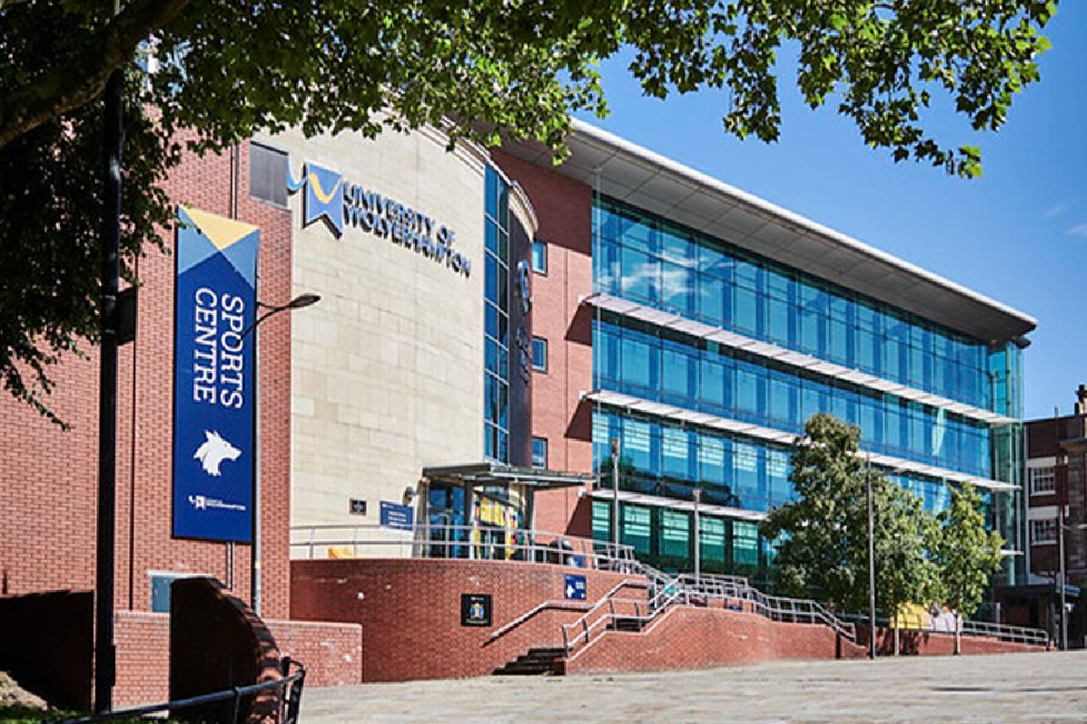 ரணிலின் வழக்கில் இரண்டாக பிரிந்துள்ள சட்டமா அதிபர் திணைக்களம்! | Ranil Wickremesinghe University Of Wolverhampton ரணிலின் வழக்கில் இரண்டாக பிரிந்துள்ள சட்டமா அதிபர் திணைக்களம்! | Ranil Wickremesinghe University Of Wolverhampton