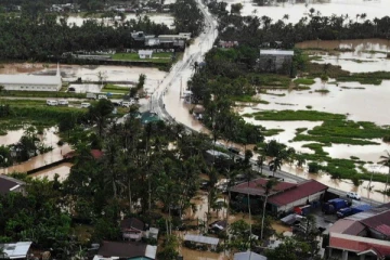 பிலிப்பைன்ஸ் நாட்டில் கோரதாண்டவமாடிய புயல் - பலி எண்ணிக்கை 58 ஆக உயர்ந்தது
