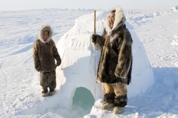 සීතල ජිවිතයම කරගත් එස්කිමෝවරුන් ගැන ඔබ නොදත් දේ මෙන්න...