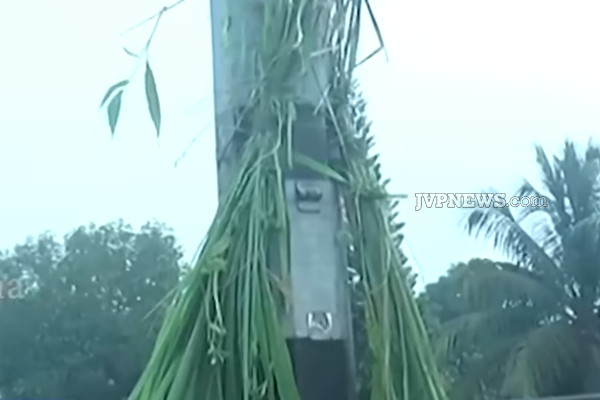 நுகேகொடை பேரணி ஒலிபெருக்கிகள் அகற்றம் ; பொலிஸார் அதிரடி! | Nugegoda Rally Loudspeakers Removed நுகேகொடை பேரணி ஒலிபெருக்கிகள் அகற்றம் ; பொலிஸார் அதிரடி! | Nugegoda Rally Loudspeakers Removed