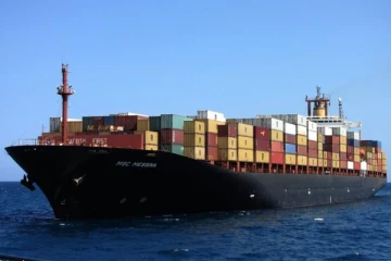 இலங்கை கடற்பரப்பில் மற்றுமொரு கப்பலில் தீப்பரவல்