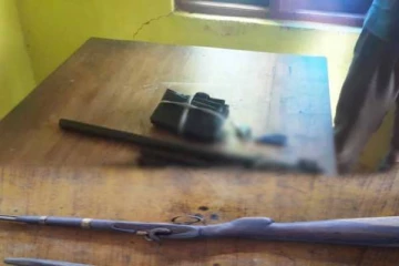 அனுமதிப்பத்திரம் இல்லாத துப்பாக்கியுடன் சட்டத்தரணி கைது