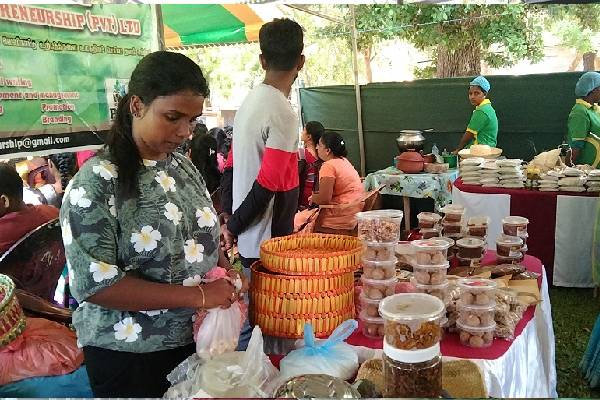 கிளிநொச்சியில் நடைபெற்ற பாரம்பரிய உணவுக் கண்காட்சி (படங்கள்) | Traditional Food Fair At Kilinochchi