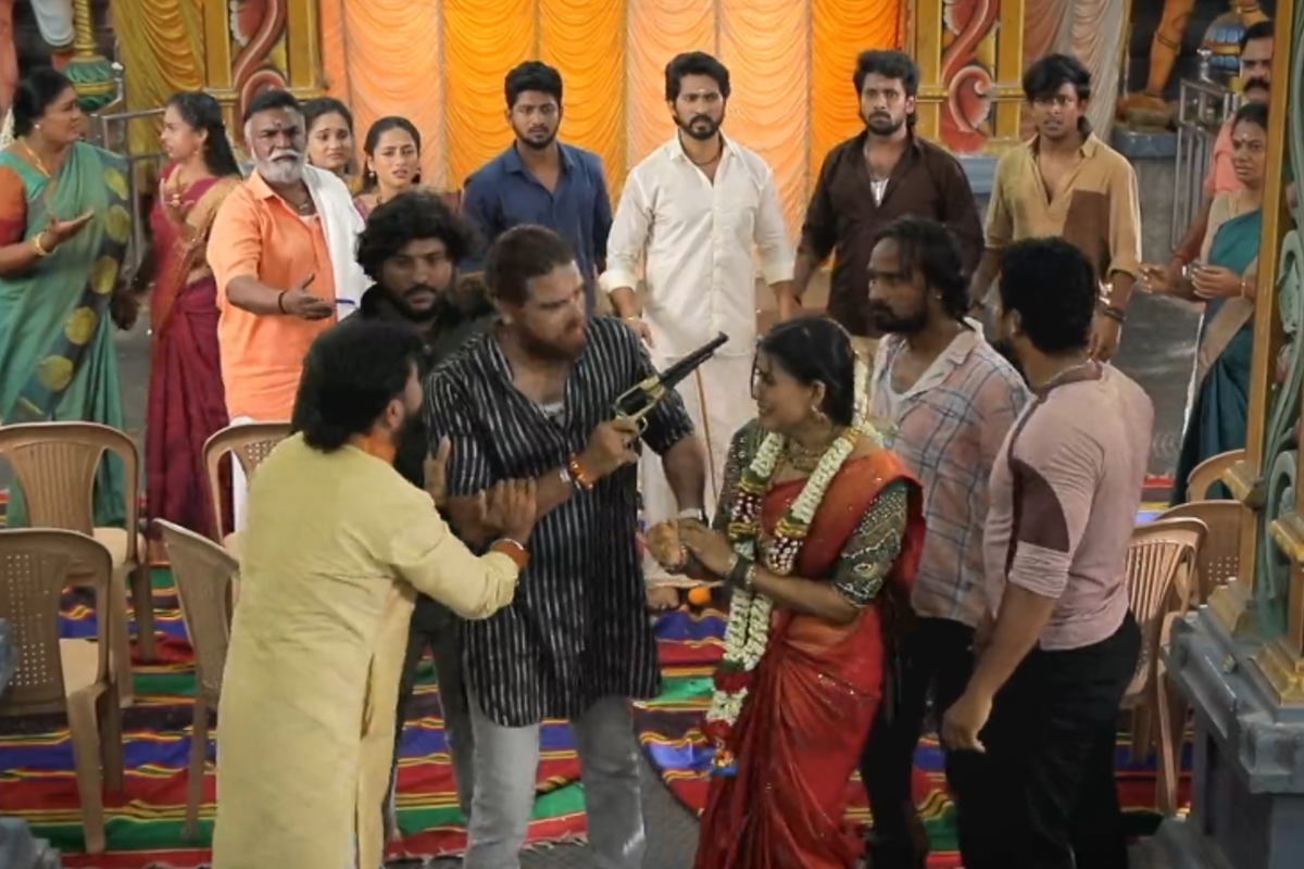 நின்றுபோன சேரன் திருமணம்! துப்பாக்கி முனையில் சந்தாவை இழுத்து சென்ற கும்பல்... அய்யனார் துணை சீரியல் | Cheran Chandha Marriage Stopped In Ayyanar Thunai