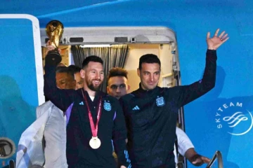 தாயகம் திரும்பியது ஆர்ஜென்டீனா அணி