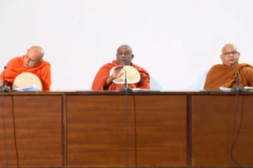 ශාසන විරෝධීව හැසිරෙන, භික්ෂූන් ගැන ගත් විශේෂ තීරණය...