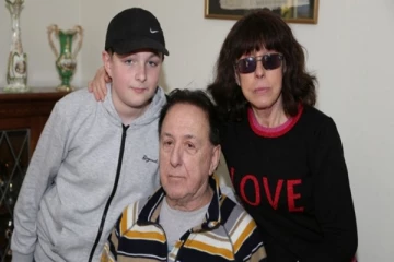 பேரனுக்கு ஹேப்பி மீல் வாங்கிக்கொடுத்த தாத்தா, இனி ஒரு மீல் கூட ஹேப்பியா சாப்பிட முடியாதபடி நடந்த வேடிக்கை சம்பவம்!