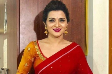 தொகுப்பாளினி டிடியின் அம்மா மற்றும் சகோதரரை பார்த்துள்ளீர்களா?- இதுவரை பார்த்திராத புகைப்படம்