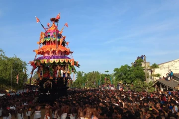 வரலாற்று சிறப்புமிக்க கொக்கட்டிசோலை தான்தோன்றீஸ்வர ஆலய தேரோட்டம்