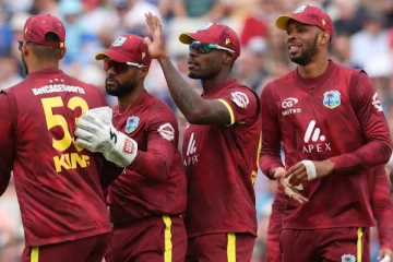 மொத்த அணிக்கும் அபராதம்: தண்டனையை ஏற்றுக்கொண்ட கேப்டன்