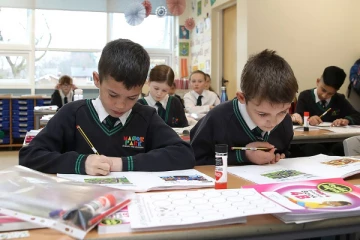 பிரித்தானியாவில் அதிகரிக்கும் கொரோனா... மாணவர்கள் நலன்கருதி பள்ளிகள் எடுத்துள்ள முக்கிய முடிவு