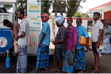 இலங்கை விவசாயிகளுக்கு இலவசமாக டீசல் வழங்கிய சீனா