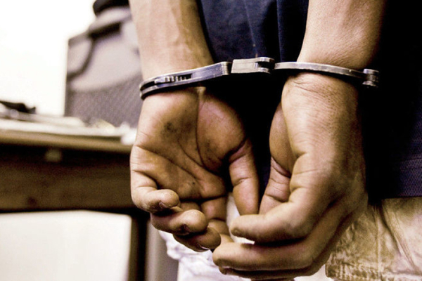 ஐஸ் போதைப் பொருளுடன் வடமராட்சி கிழக்கில் ஒருவர் கைது..! | One Arrested With Drugs In Jaffna