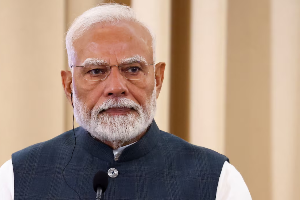 ட்ரம்பின் எதிர்ப்புக்கு மத்தியிலும் தமது நிலைப்பாட்டில் இருந்து விலகாத மோடி | India Decided To Continue Fule Deal With Russia