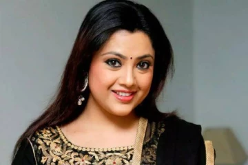 நடிகை மீனாவின் பிறந்தநாள் பார்ட்டியில் கலந்து கொண்ட முக்கிய நடிகைகள், யாரெல்லாம் பாருங்க..