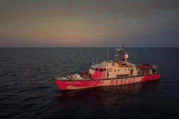 கனடா கடற்பகுதியில் துயரம்... மீன்பிடி கப்பல் மூழ்கியதில் பலர் மாயம்