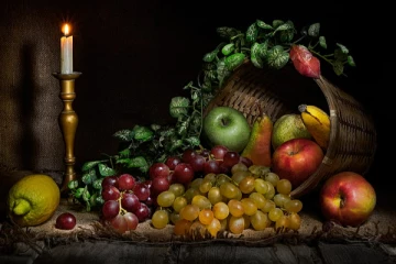 அப்பிள் பழத்தின் விலை 200 ரூபா! திராட்சை 1500 ரூபா