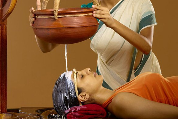 ஆயுர்வேத நிலையம் எனும் பெயரில் விபசார விடுதி | Viphasara Inn In The Name Of Ayurveda Station