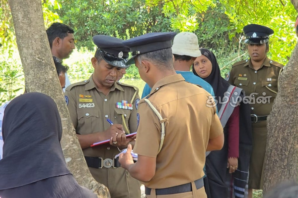 மூதூரில் நீரில் மூழ்கிய நிலையில் கடற்றொழிலாளரின் சடலம் மீட்பு | Body Of A Fisherman Recovered In Muttur