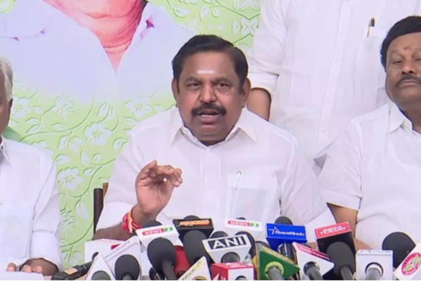 ஆண்களுக்கும் இலவச பேருந்து; மகளிருக்கு ரூ.2,000 - தேர்தல் வாக்குறுதியை அறிவித்த அதிமுக | Admk Election Manifesto Free Bus For Mens 2000Rs