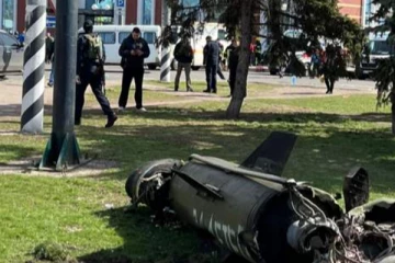 உக்ரைனில் தொடரூந்து நிலையம் மீது ஏவுகணை தாக்குதல்கள்! 39 பேர் பலி. பலர் படுகாயம்! (Video)