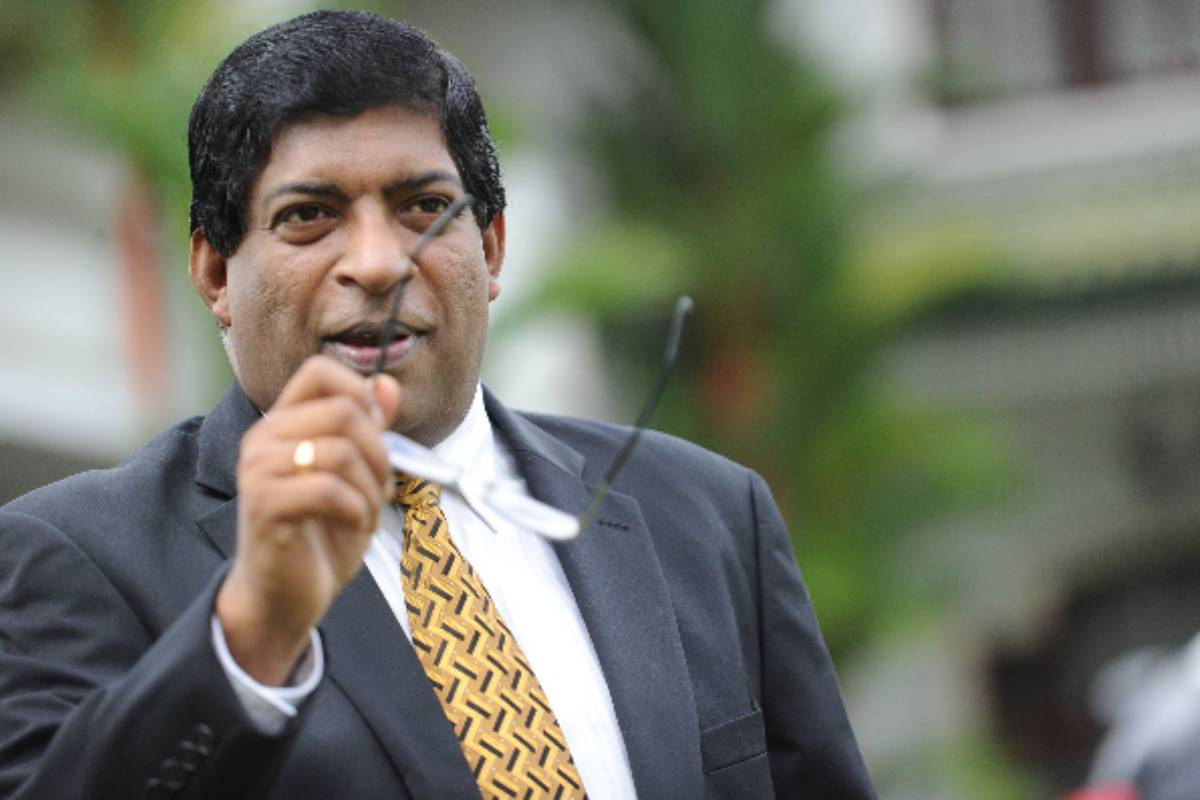 ரவி கருணாநாயக்க வீட்டிற்குச் சென்ற இலஞ்ச ஊழல் ஆணைக்குழு அதிகாரிகள்! | Bribery Commission Team Visits Ravi K House
