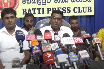 தவிசாளரை பதவியிலிருந்து நீக்குமாறு நாவிதன்வெளி பிரதேசசபை உறுப்பினர்கள் கோரிக்கை (Video)