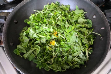 சூப்பரான வல்லாரை கீரை பொரியல் பத்தே நொடியில் செய்வது எப்படி?