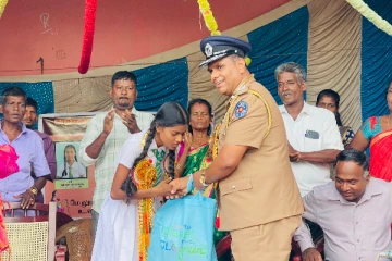 சாதனை மாணவி வஜீனாவை நேரில் சென்று வாழ்த்திய வடக்கு பொலிஸ் மா அதிபர்