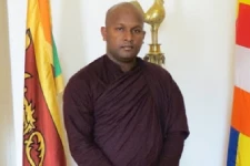 மக்களின் ஆணைக்கு அமைய ஆட்சி செய்யுங்கள்! மெடில்லே பஞ்ஞாலோக்க தேரர்