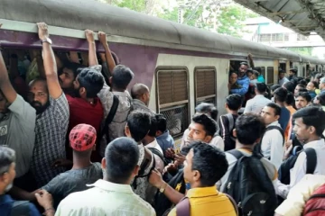 உடன் நடைமுறைக்கு வரும் வகையில் வேலை நிறுத்தப் போராட்டம்