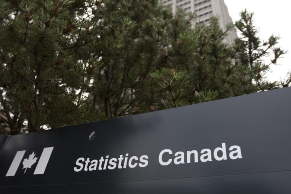 கனடாவில் வேலையற்றோர் எண்ணிக்கையில் உயர்வு | Unemployment Rate Jumps To 68 In December